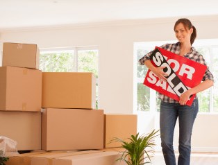 More women are buying their own homes